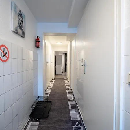 Gemuetliche Monteurwohnung Im Souterrain * Bremen