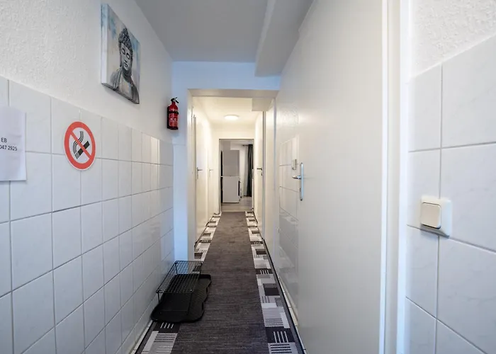 Bis 4 Personen * Brémy